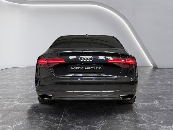 Audi A8 4 of 5