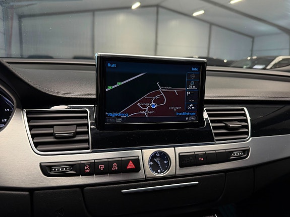 Audi A8 12 of 23