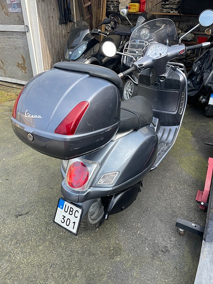 Vespa GT200 4 of 5