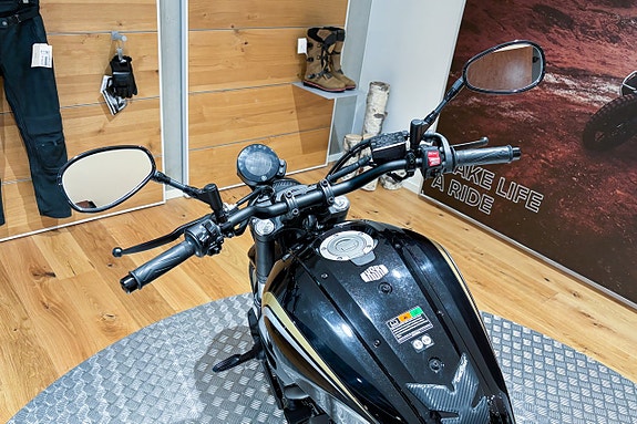 Yamaha XSR 700 |ABS|Endast 439 mil|Nyservad| 6 of 8