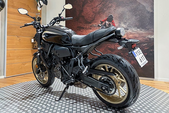Yamaha XSR 700 |ABS|Endast 439 mil|Nyservad| 4 of 5