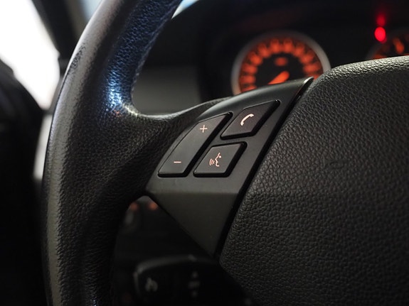 BMW 520i 18 of 22