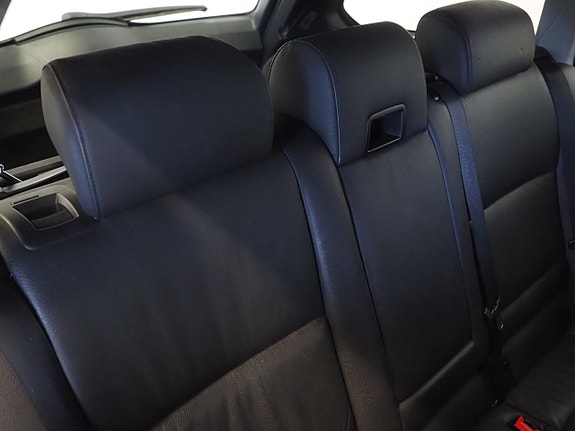BMW 520i 13 of 22