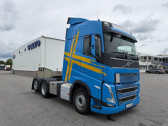 Volvo FH 500 I-save Dragbil 2 of 4