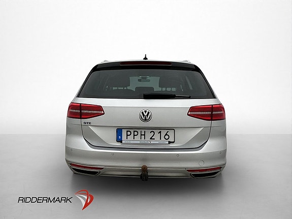 Volkswagen Passat 5 of 30