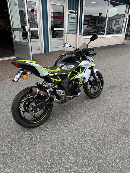 Kawasaki Z125 3 of 4