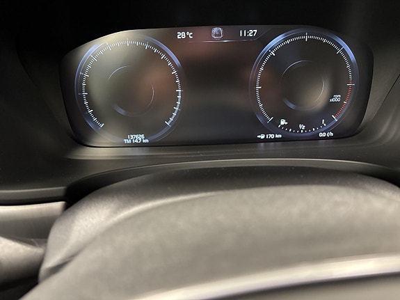 Volvo V90 11 of 15