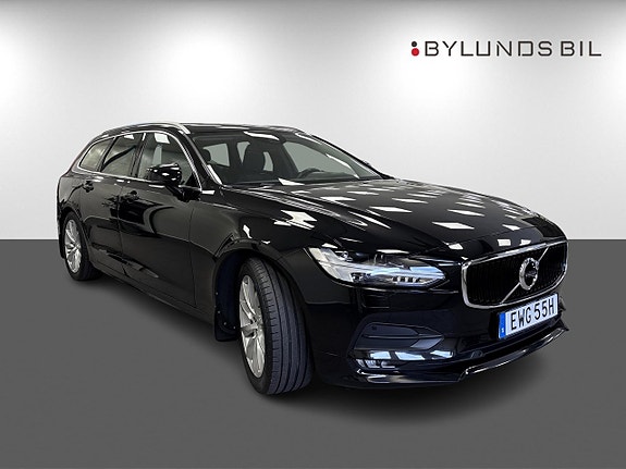 Volvo V90 3 of 5