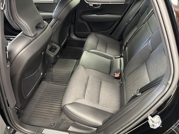 Volvo V90 9 of 15