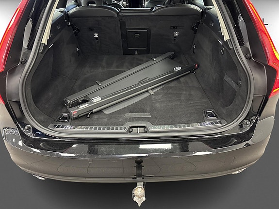 Volvo V90 10 of 15