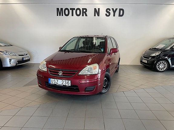 Suzuki Liana