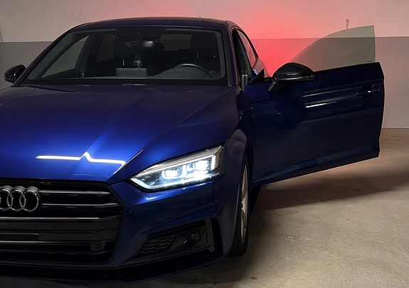 Audi A5 4 of 5