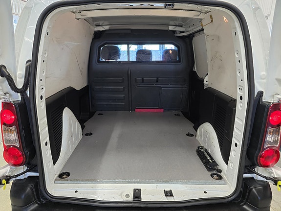 Peugeot Partner 14 of 22