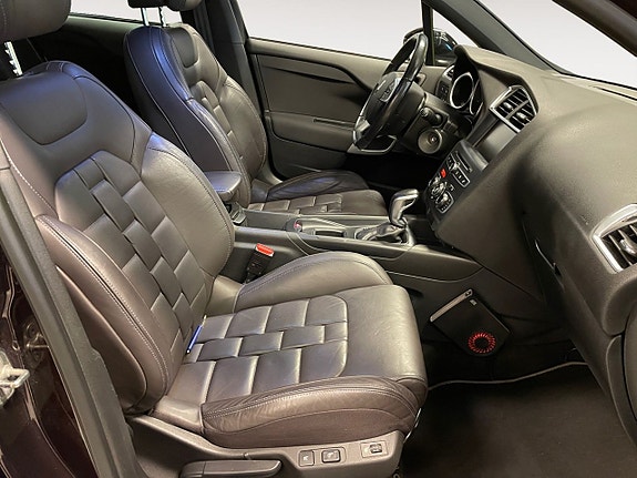 DS DS 4 CrossBack 13 of 23