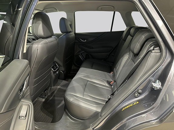 Subaru Outback 9 of 18