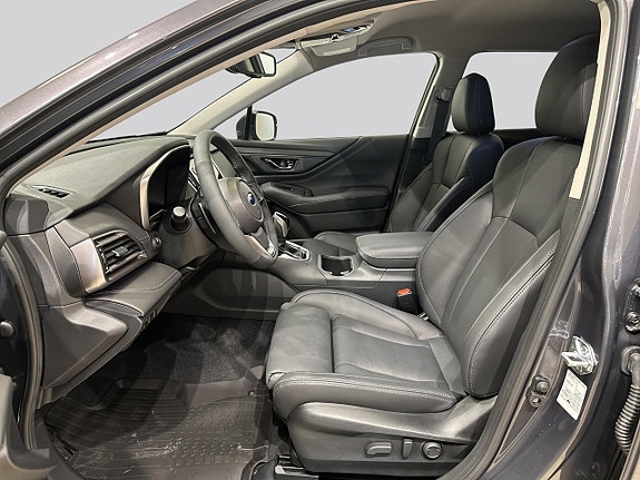 Subaru Outback 8 of 18