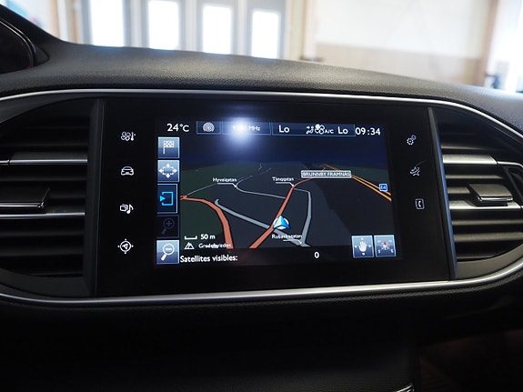 Peugeot 308 19 of 21