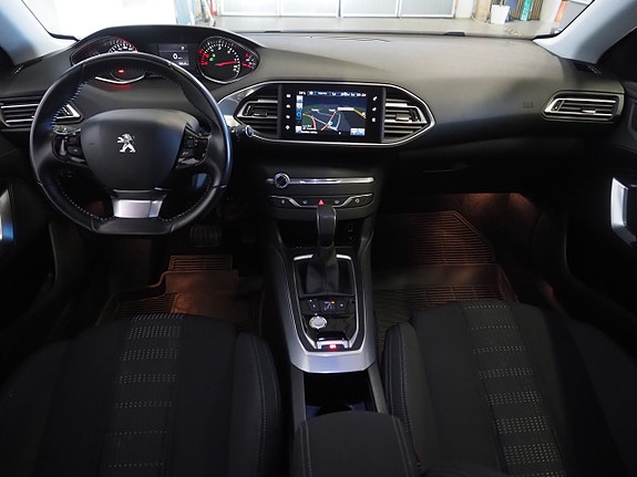 Peugeot 308 13 of 21