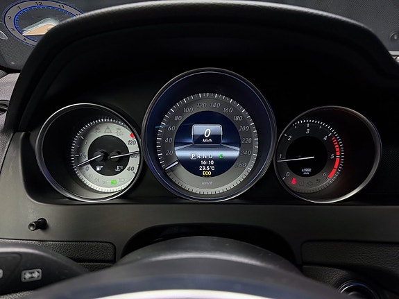 Mercedes-Benz C220 21 of 30