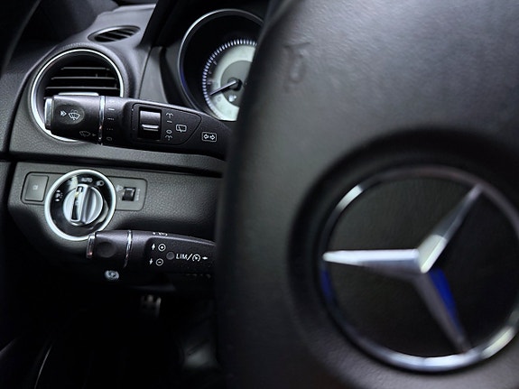 Mercedes-Benz C220 19 of 30