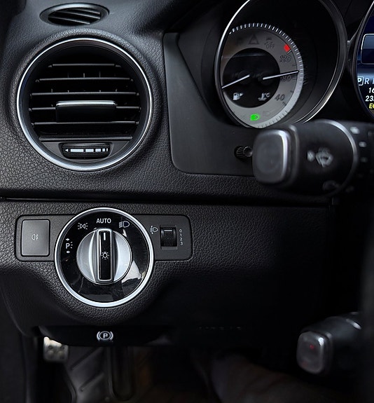 Mercedes-Benz C220 18 of 30