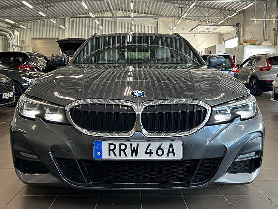 BMW 320d 9 of 30