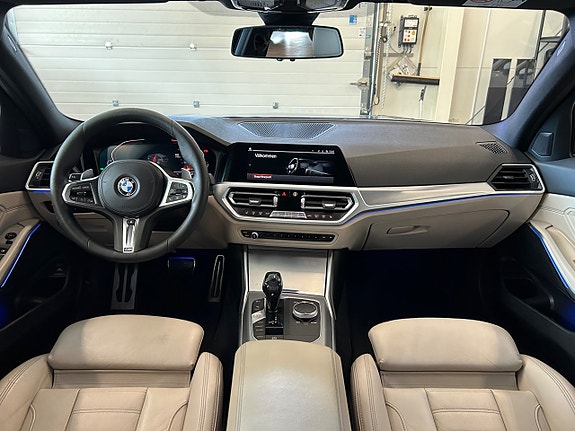 BMW 320d 16 of 30