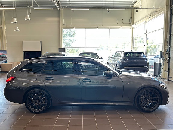 BMW 320d 7 of 30