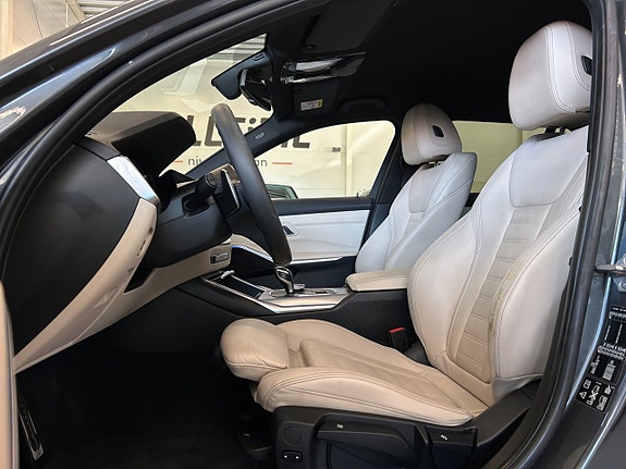 BMW 320d 14 of 30