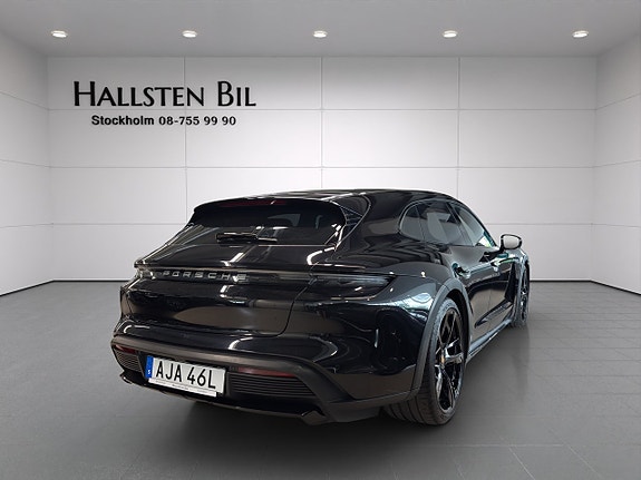 Porsche Taycan 5 of 5