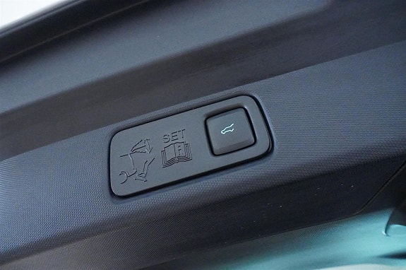 Ford Mustang Mach-E 13 of 14