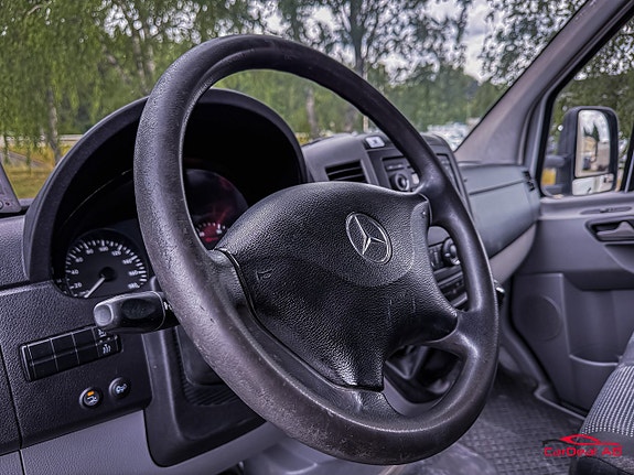Mercedes-Benz Sprinter 319 11 of 18