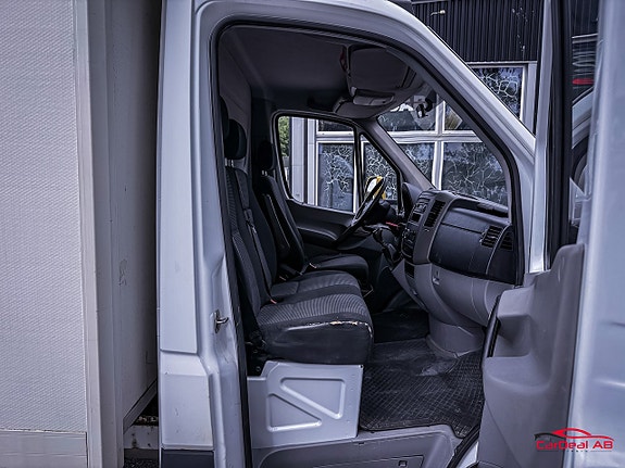 Mercedes-Benz Sprinter 319 14 of 18