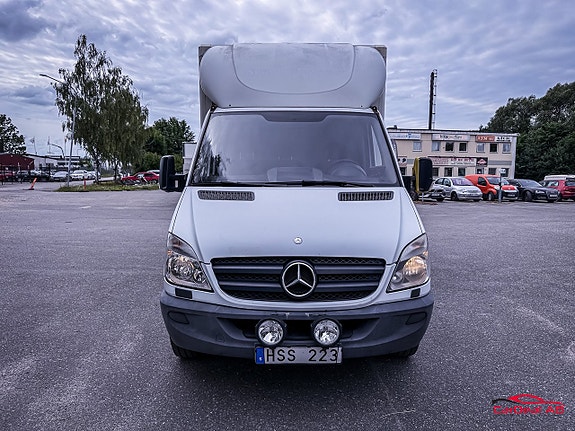 Mercedes-Benz Sprinter 319 2 of 18