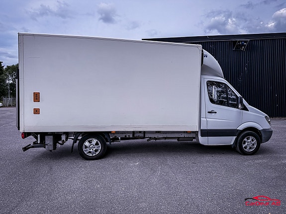 Mercedes-Benz Sprinter 319 8 of 18