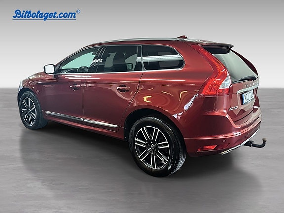 Volvo XC60 3 of 5