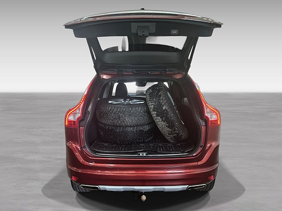 Volvo XC60 5 of 5