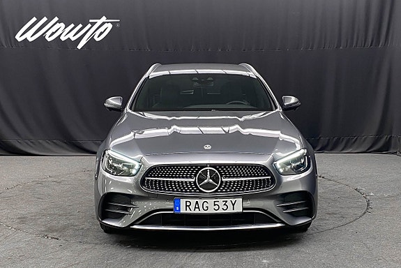 Mercedes-Benz E220 d 2 of 22