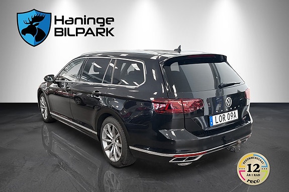 Volkswagen Passat 9 of 28
