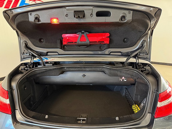 Mercedes-Benz E350 18 of 20