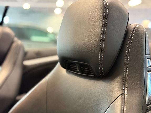 Mercedes-Benz E350 17 of 20