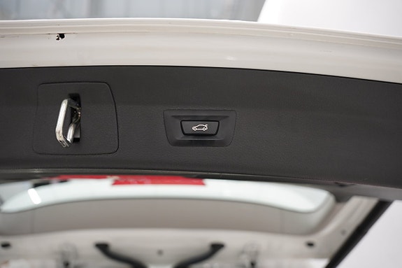 BMW 218d 22 of 22