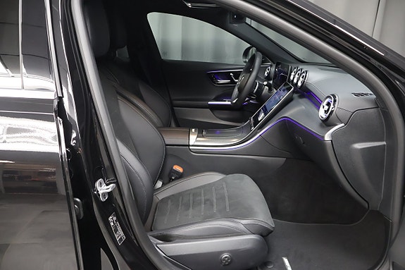 Mercedes-Benz C300 d 16 of 26