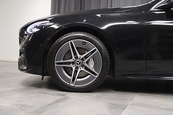 Mercedes-Benz C300 d 5 of 26