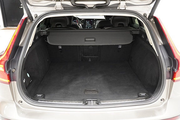 Volvo V60 20 of 22