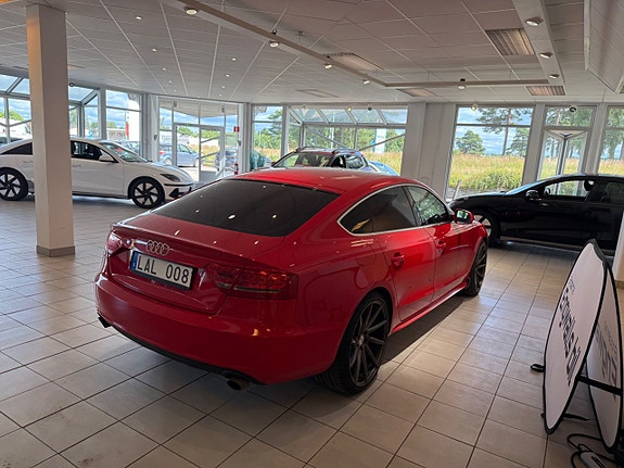 Audi A5 4 of 5