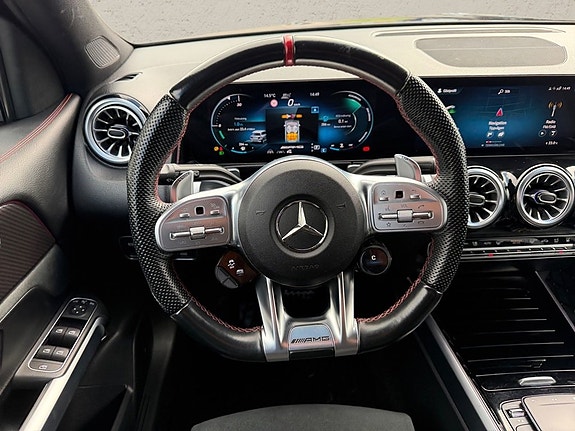 Mercedes-Benz GLB35 6 of 16