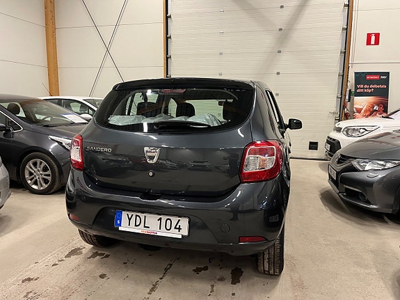 Dacia Sandero 4 of 5