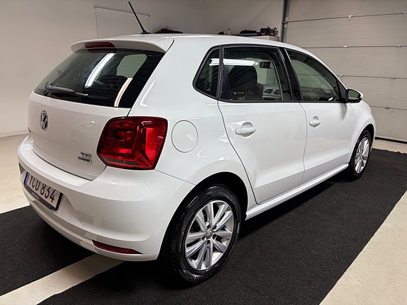 Volkswagen Polo 3 of 5