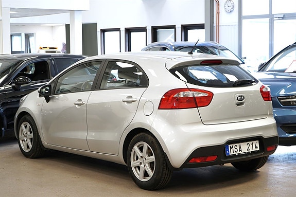 Kia Rio 3 of 5